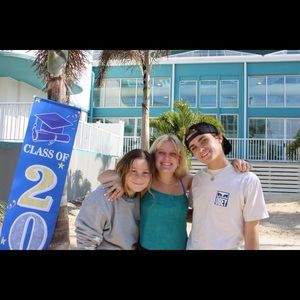 Meet your Posher, Lorelei